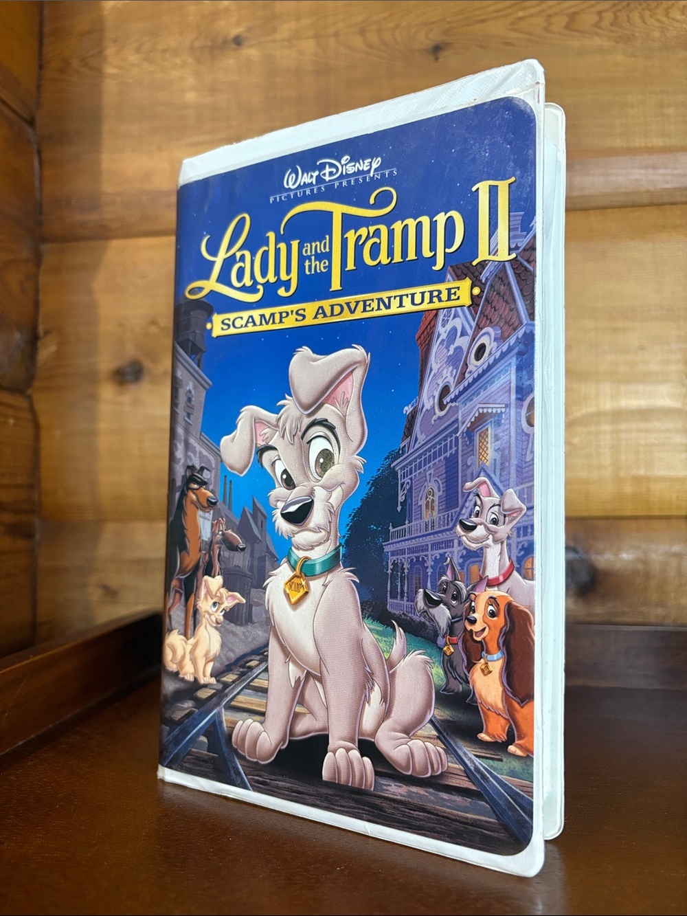 2001 Walt Disney’s Home Video Lady and the Tramp II: Scamp's Adventure